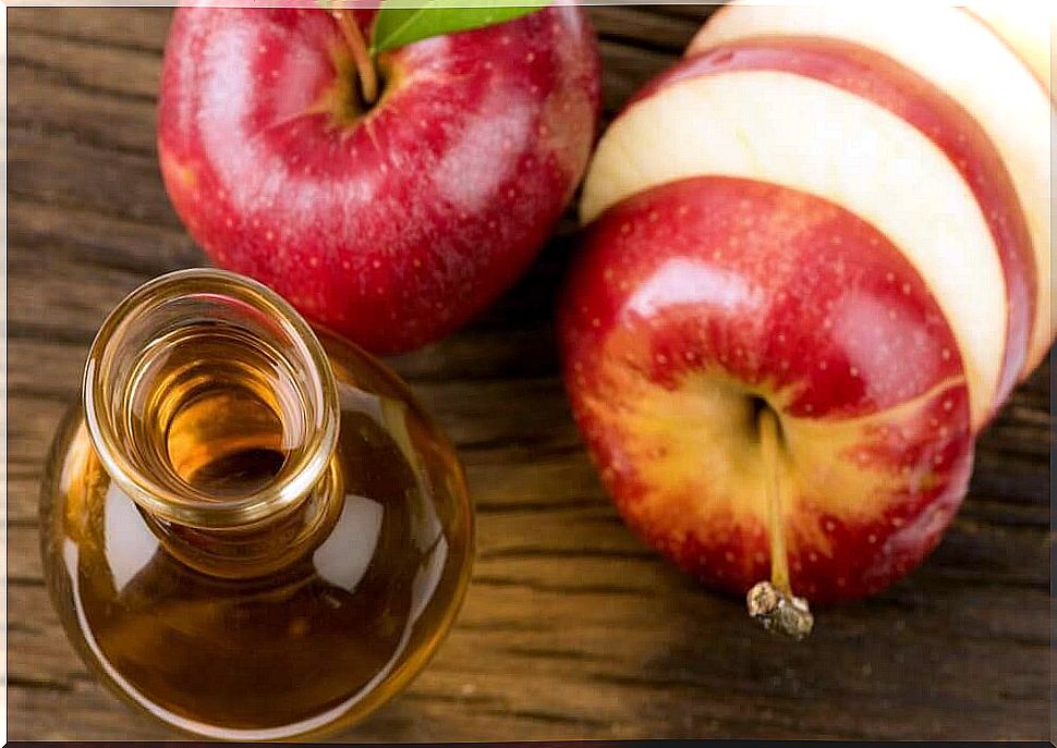 Apple cider vinegar helps prevent vomiting