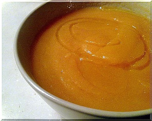 Cream of carrot and pumpkin soup