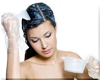 Uses of cornstarch: against oily hair