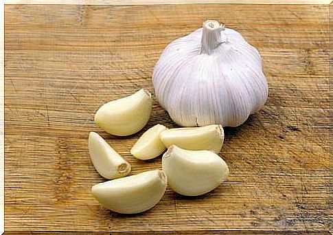 Garlic increases bowel function