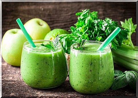 Detox in just a month with lemon, celery, and green apple