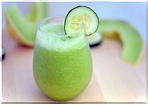 Recipe for a high-potassium shake with melon, cucumber and apple