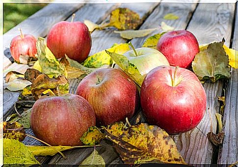 Which apple variety is best for the potassium-rich shake?