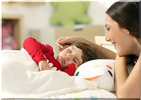 Should the child sleep with mom now, yes or no?