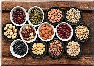 Also excellent sources of folic acid: dried fruits and seeds 