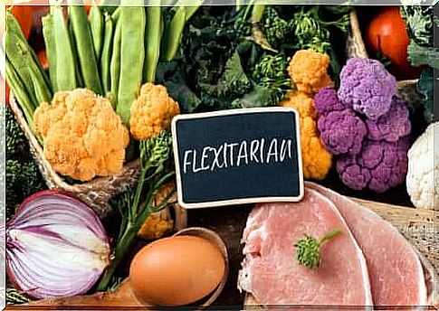 What is flexitarianism and what are its advantages?