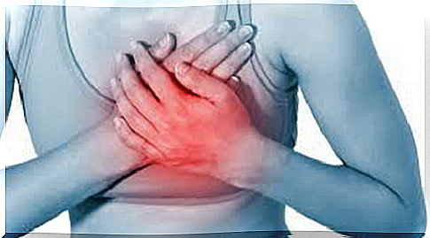 What to do if you have a heart attack and you are alone